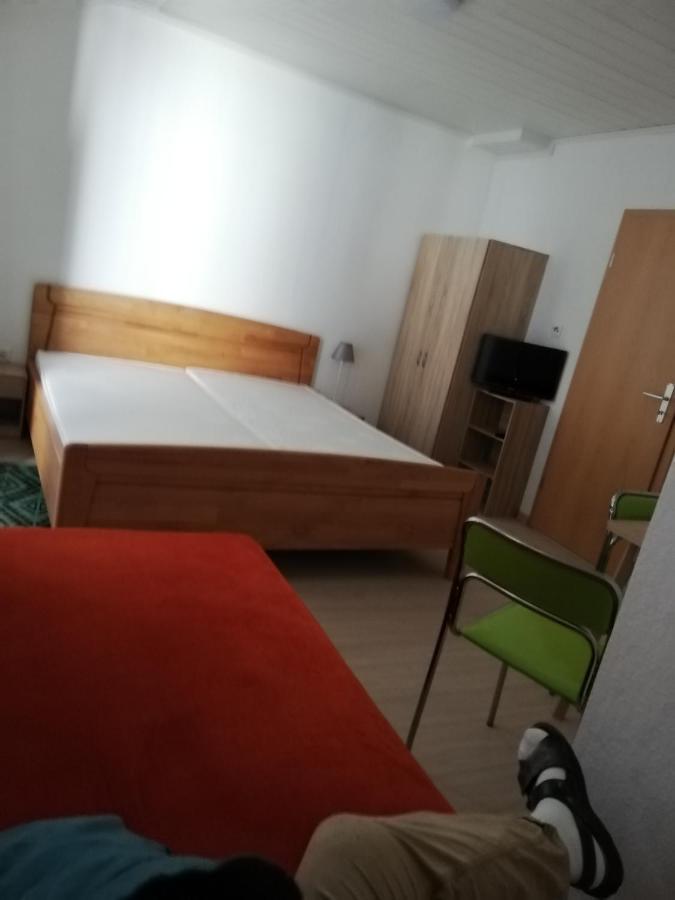 Gasthaus Zur Traube Hatzenport Extérieur photo