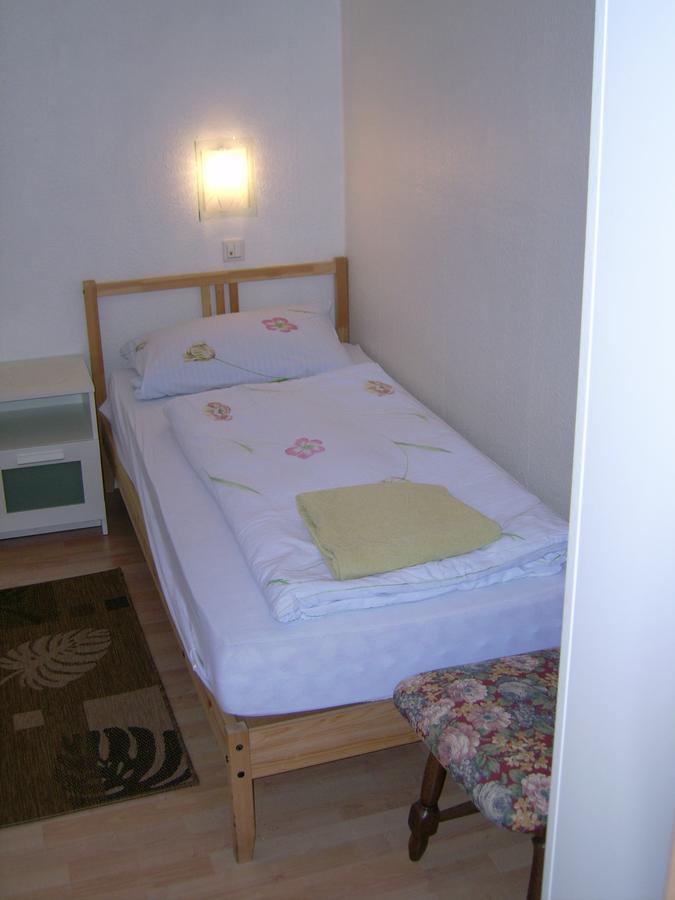Gasthaus Zur Traube Hatzenport Extérieur photo