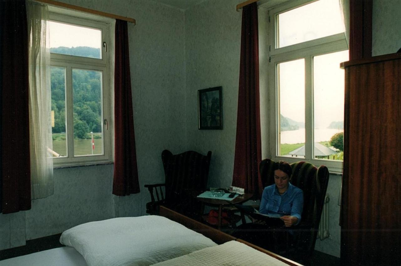 Gasthaus Zur Traube Hatzenport Extérieur photo